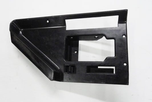 86-89 Corvette Inside Door Handle Bezel w/o Courtesy Light RH BLACK 06065