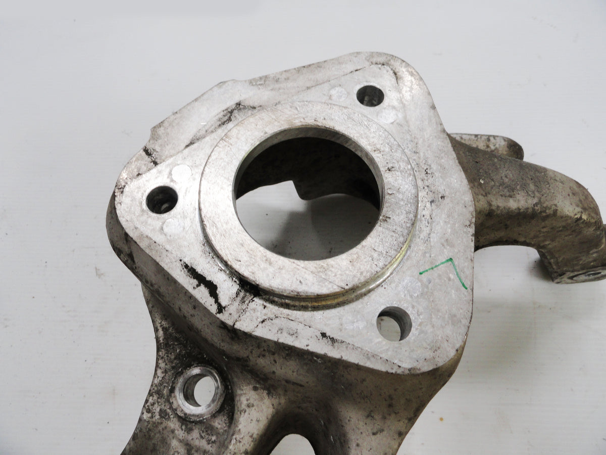 86-87 Corvette Rear Spindle Knuckle Hub Housing w/o Sensor LH 06087