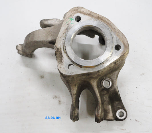 88-96 Corvette Rear Spindle Knuckle Hub Housing w/o Sensor RH 06091