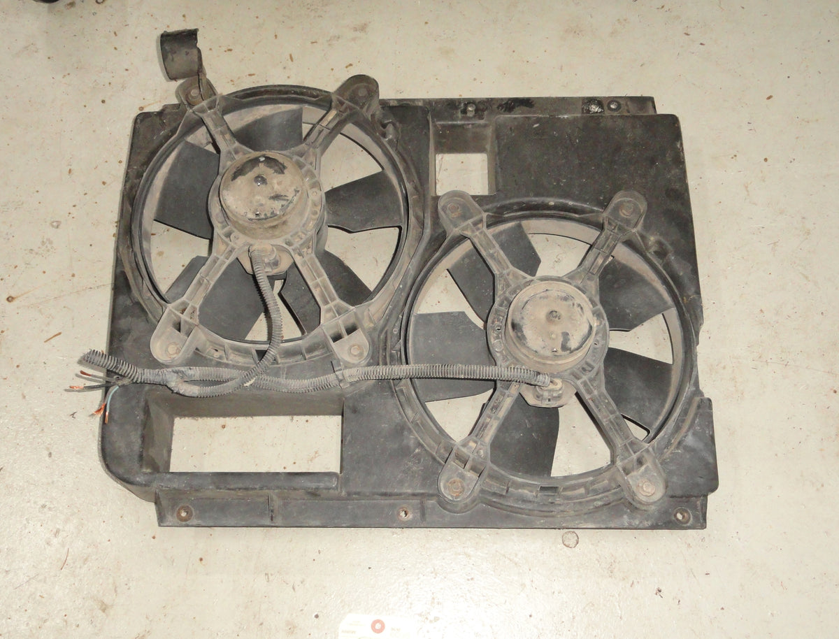 90-96 TPI LT1 Corvette Engine Radiator Dual Cooling Fans w/ Shroud 06098