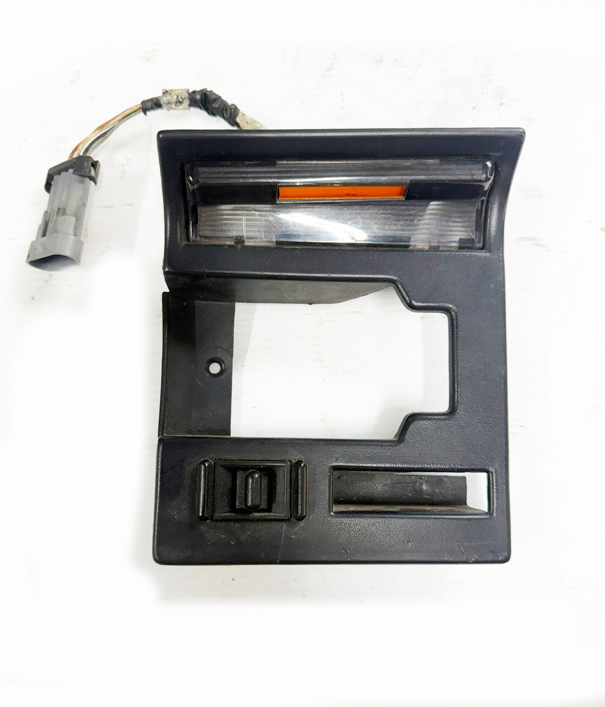 94-96 Corvette Inside Door Handle Bezel w/ Courtesy Light RH BLACK 06135