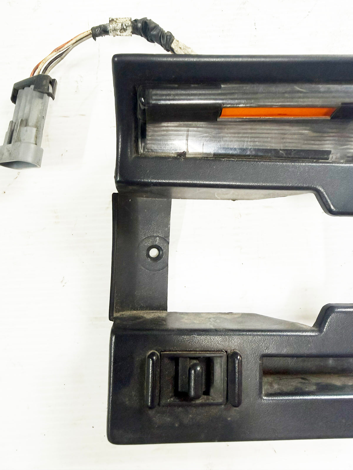 94-96 Corvette Inside Door Handle Bezel w/ Courtesy Light RH BLACK 06135