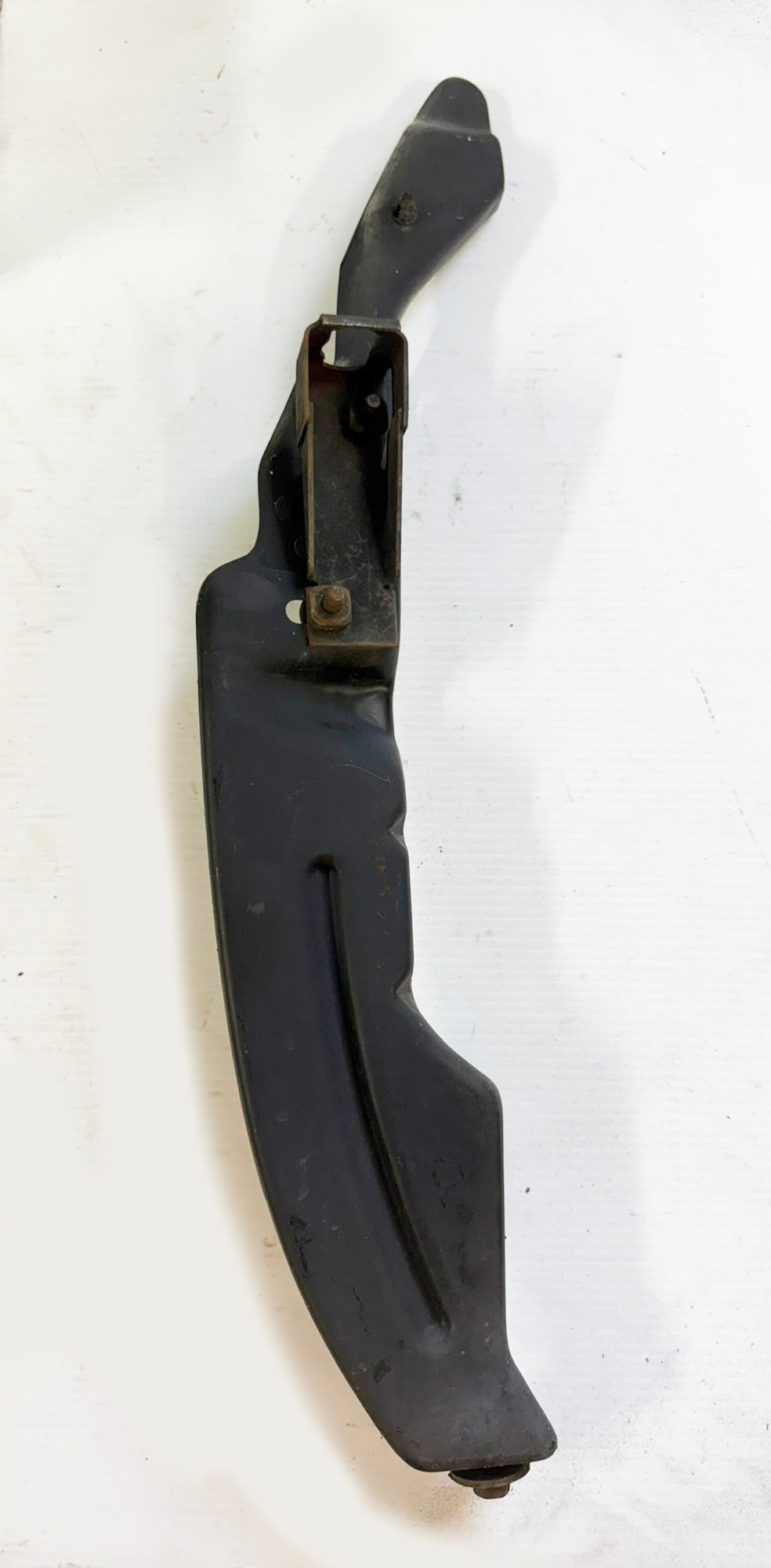 84-96 Corvette Fender to Door Frame Pillar Support Mount Bracket RH 06164