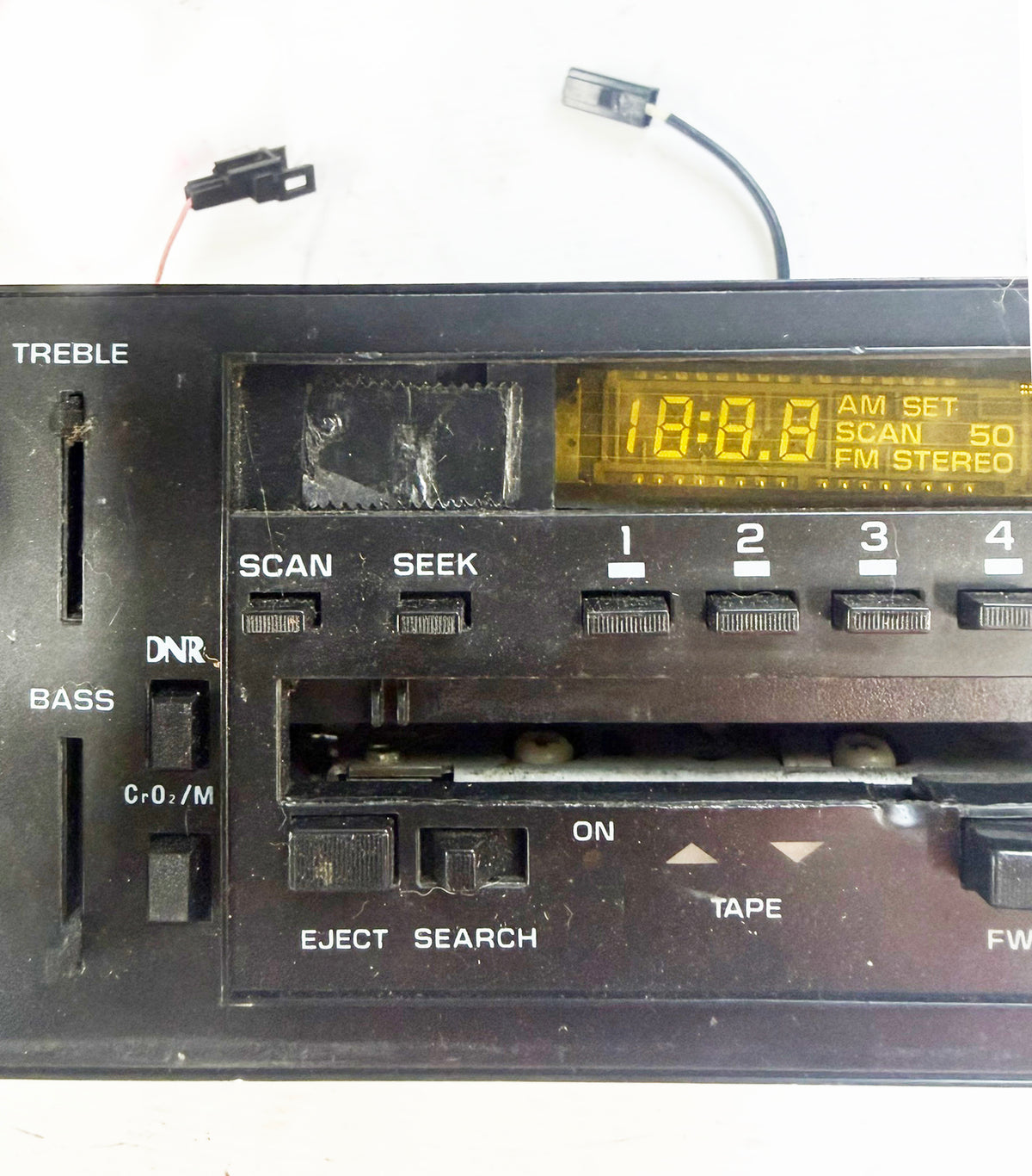 85-88 Corvette AM/FM/Cassette Stereo Radio FOR PARTS 16041551 06165