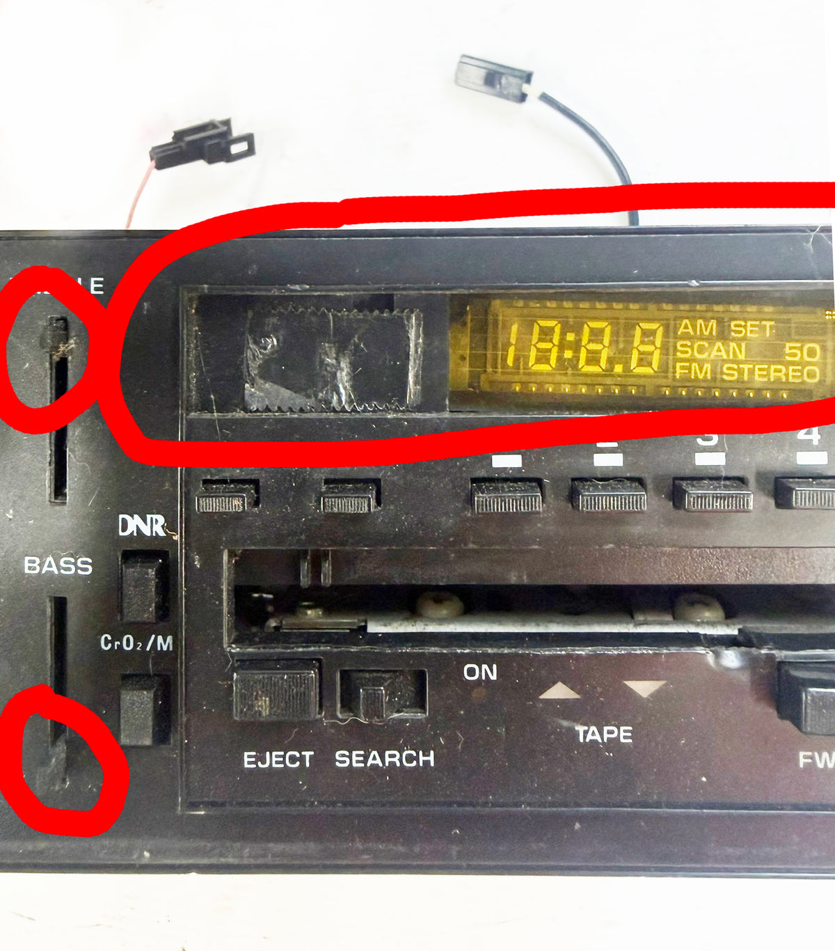 85-88 Corvette AM/FM/Cassette Stereo Radio FOR PARTS 16041551 06165