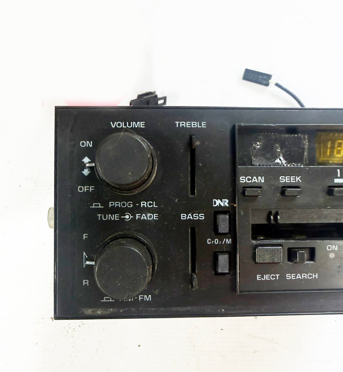 85-88 Corvette AM/FM/Cassette Stereo Radio FOR PARTS 16041551 06165
