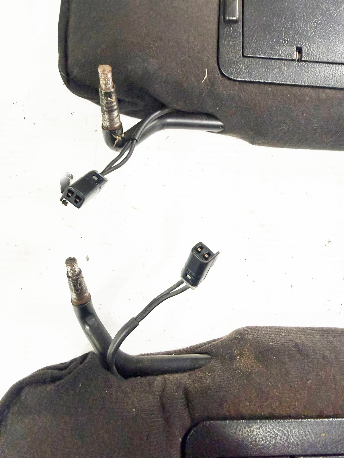 84-96 Corvette Sun Visors w/ Vanity Mirrors FOR PARTS 06178