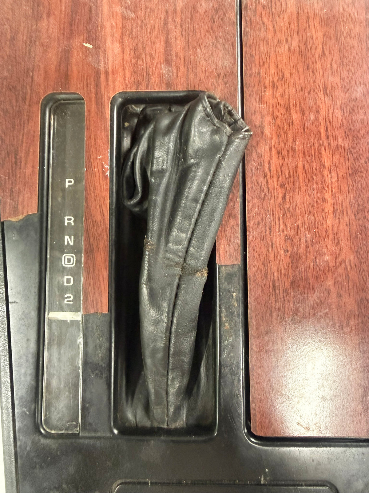 84-89 Corvette Automatic Shift Plate PW PM w/ PARTIAL WOOD OVERLAY 06179