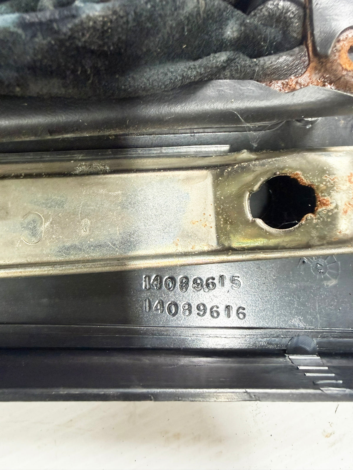 84-89 Corvette Automatic Shift Plate PW PM w/ PARTIAL WOOD OVERLAY 06179